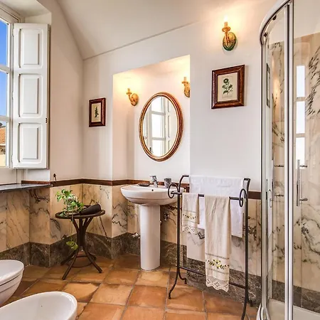 Ajello Villa *